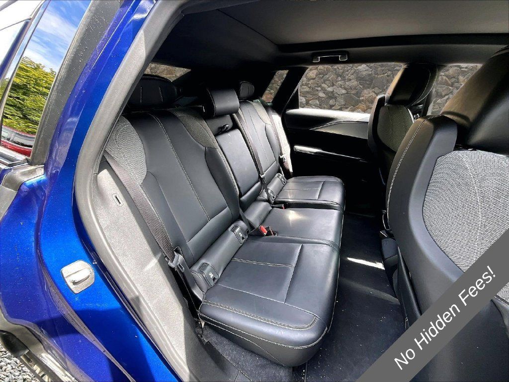 Used 2024 Cadillac Lyriq Tech w/ LPO, Floor Liner Package AWD/4WD image 19