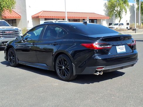 Used 2026 Toyota Camry SE FWD image 3