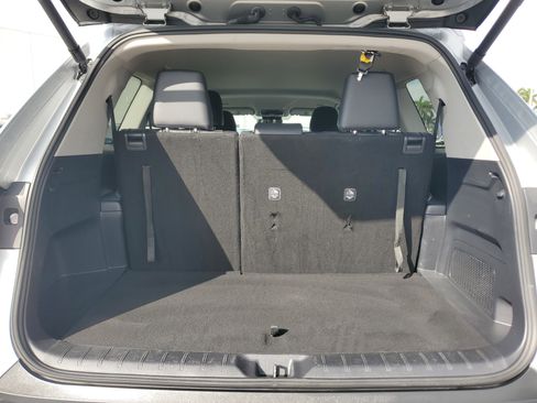 Used 2025 Toyota Grand Highlander AWD image 13