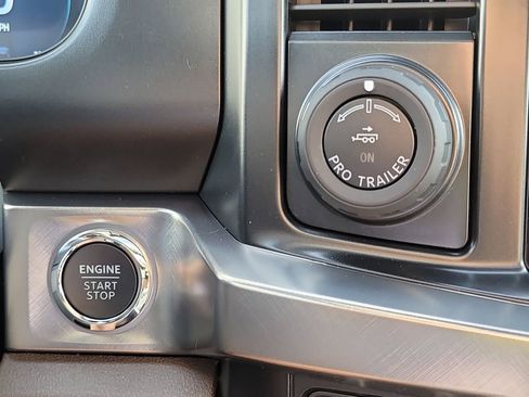 New 2025 Lincoln Navigator L Reserve AWD/4WD image 29