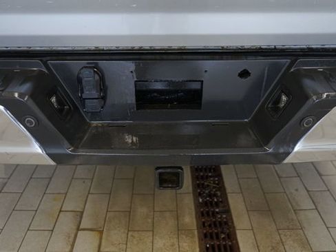 Used 2023 Ford F150 XLT image 12