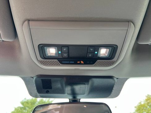 Used 2025 Ford F150 XL AWD/4WD image 32