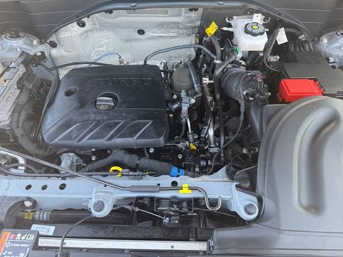 Used 2025 Chevrolet TrailBlazer LT AWD/4WD image 20
