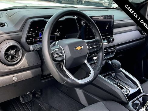 Used 2025 Chevrolet Colorado W/T w/ WT Convenience Package II RWD image 5