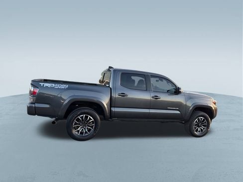 Used 2023 Toyota Tacoma TRD Sport image 9