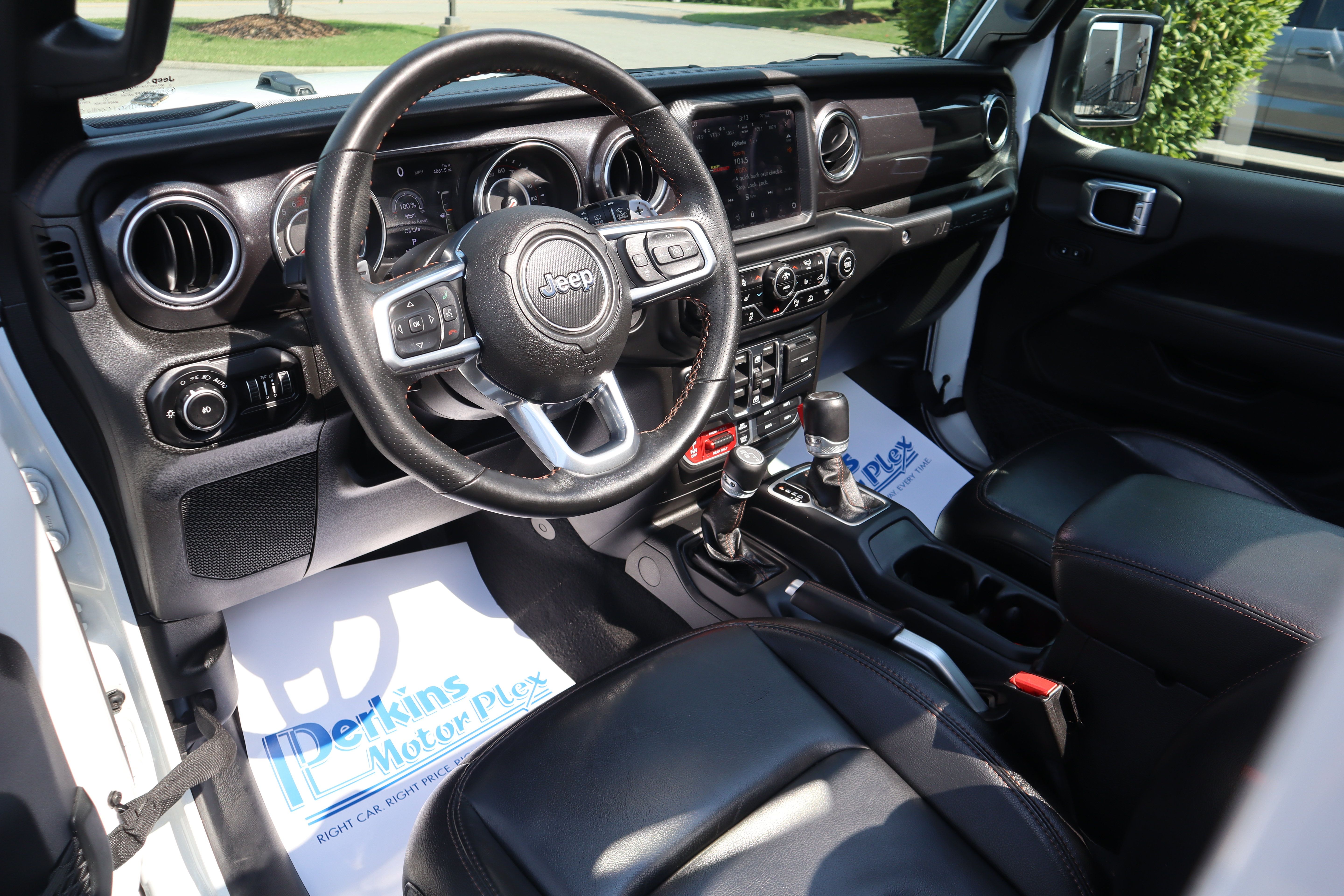 Used 2022 Jeep Wrangler Unlimited Rubicon w/ Dual Door Group (Lowers Only) AWD/4WD image 26