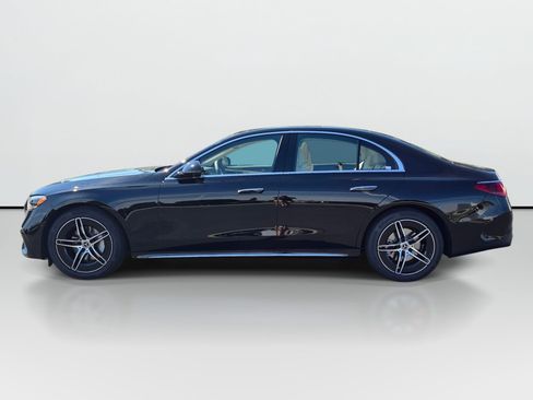 New 2027 Mercedes-Benz E 350 4MATIC Sedan image 3