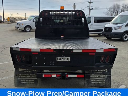 Used 2023 Chevrolet Silverado 3500 LT w/ Convenience Package image 5