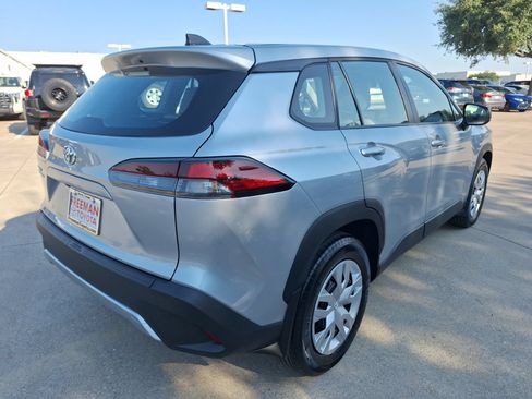 Used 2026 Toyota Corolla Cross L FWD image 6