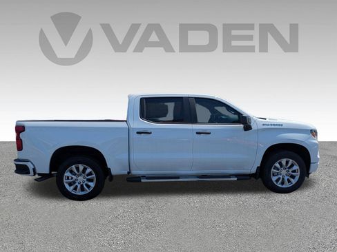 New 2026 Chevrolet Silverado 1500 Custom RWD image 23