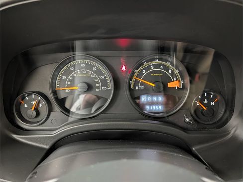 Used 2014 Jeep Compass Sport w/ Power Value Group FWD image 16