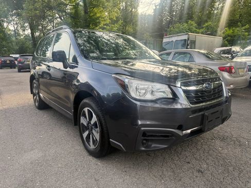 Used 2017 Subaru Forester 2.5i w/ Alloy Wheel Package AWD/4WD image 3