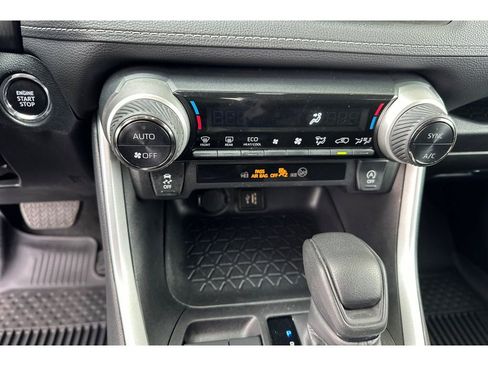 Certified 2024 Toyota RAV4 XLE image 24