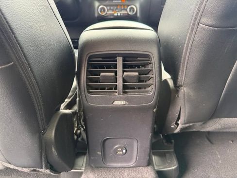 Used 2022 Ford Escape SEL FWD image 24