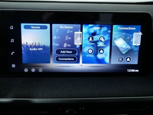 New 2026 Nissan Kicks S image 29