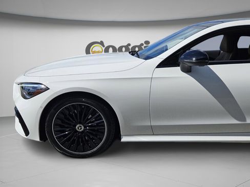 New 2026 Mercedes-Benz CLE 300 4MATIC Coupe image 32