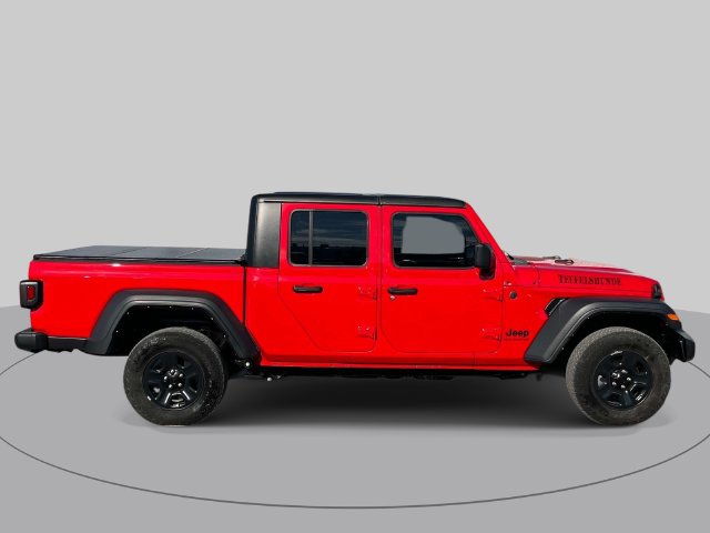 Used 2024 Jeep Gladiator Sport AWD/4WD image 2