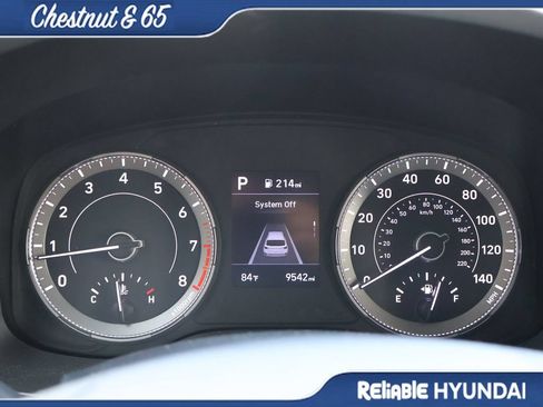 Used 2022 Hyundai Venue Limited FWD image 29