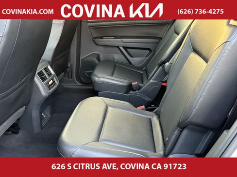 Used 2019 Volkswagen Atlas SE w/ Towing Package image 30