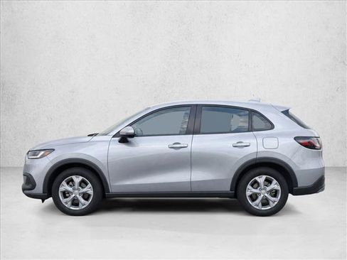 Used 2023 Honda HR-V LX image 4