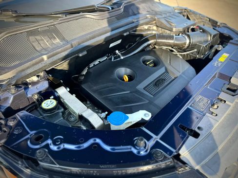 Used 2015 Land Rover Range Rover Evoque Pure Plus image 36