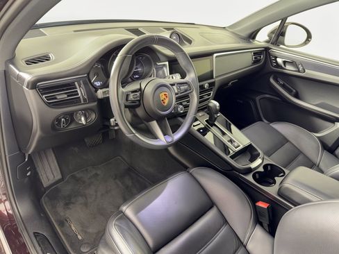Certified 2024 Porsche Macan GTS AWD/4WD image 4