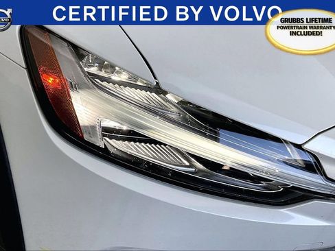 Used 2025 Volvo V60 B5 Cross Country Ultra w/ Protection Package Premier image 38