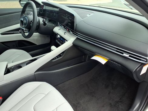 New 2026 Hyundai Elantra Limited FWD image 6