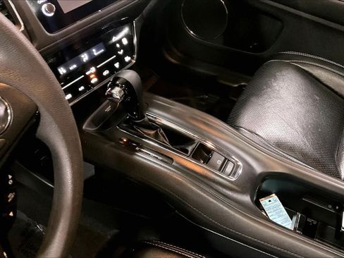 Used 2022 Honda HR-V EX image 14