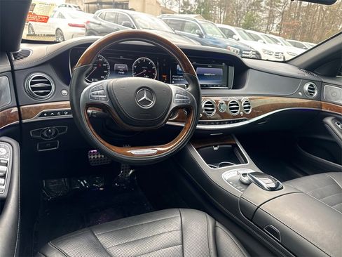 Used 2016 Mercedes-Benz S 550 4MATIC Sedan image 22