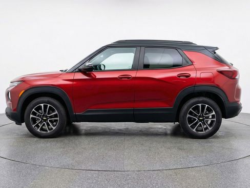 Used 2025 Chevrolet TrailBlazer LT image 5