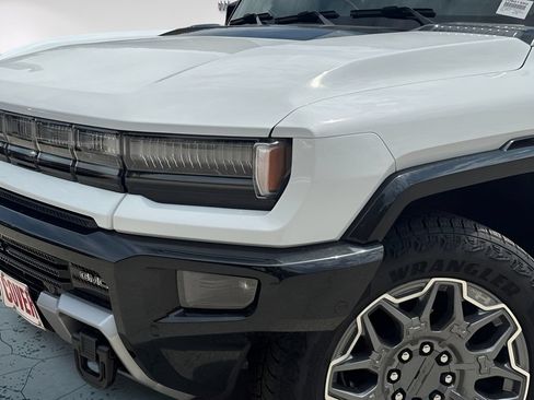 New 2026 GMC Hummer EV 4x4 Crew Cab image 3