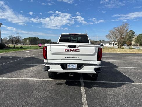 Used 2025 GMC Sierra 2500 Denali w/ Denali Reserve Package image 8