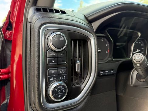Used 2022 GMC Sierra 3500 Denali w/ Denali Ultimate Package AWD/4WD image 20