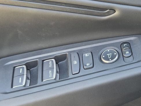 Used 2025 Honda Accord SE image 33