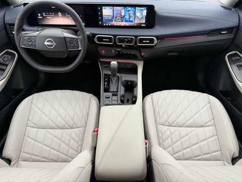 New 2026 Nissan Sentra SL FWD image 17