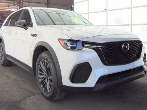 Used 2025 MAZDA CX-70 3.3 Turbo w/ Preferred Package image 3