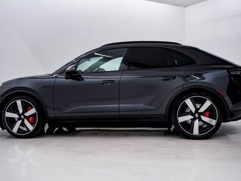 New 2025 Porsche Macan 4S Electric image 2