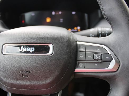 Used 2023 Jeep Compass High Altitude AWD/4WD image 14
