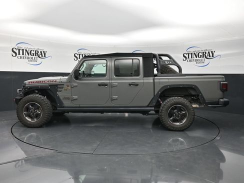 Used 2022 Jeep Gladiator Rubicon w/ Trailer Tow Package AWD/4WD image 5