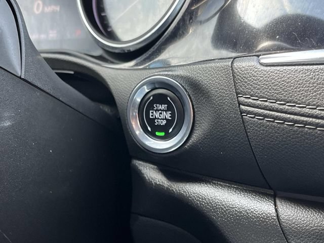 Used 2023 Buick Encore GX Essence w/ Experience Buick Package AWD/4WD image 35