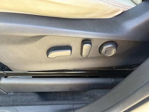 Used 2020 Subaru Ascent Limited image 27