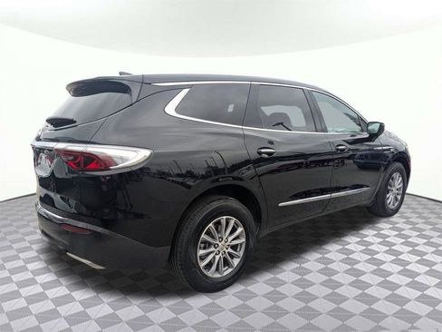 Used 2024 Buick Enclave Premium image 3