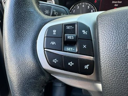 Certified 2022 Ford Explorer XLT w/ Equipment Group 202A RWD image 25