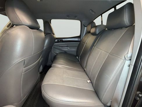 Used 2010 Toyota Tacoma PreRunner RWD image 33