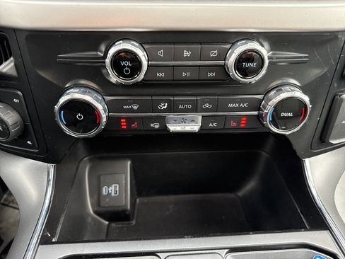 Used 2022 Ford F150 XLT w/ Equipment Group 302A High image 30