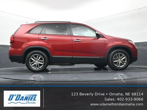 Used 2014 Kia Sorento LX FWD image 13