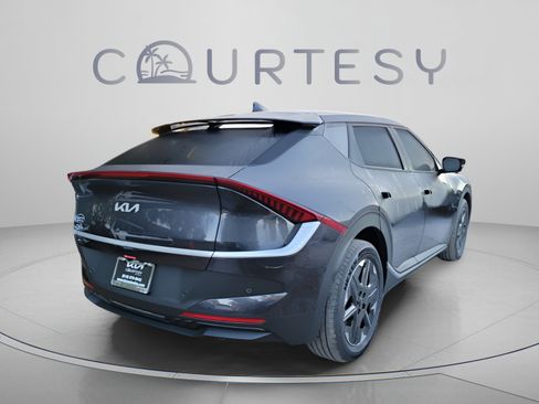New 2026 Kia EV6 Light RWD image 3