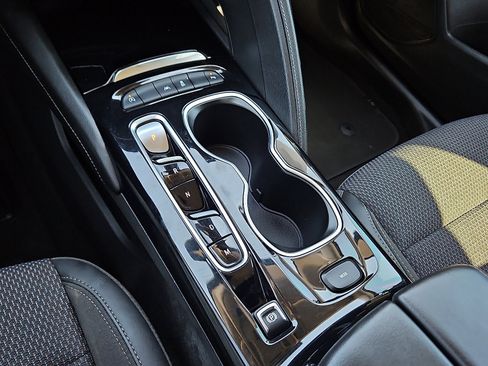 Used 2023 Buick Envision Preferred image 14