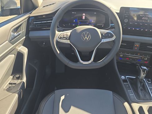 New 2026 Volkswagen Jetta SE image 12